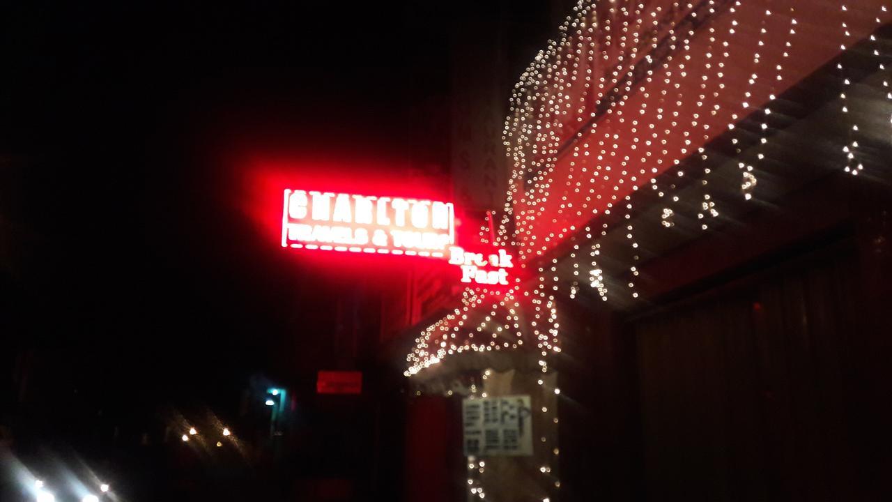 Charlton Kandy City Rest Esterno foto